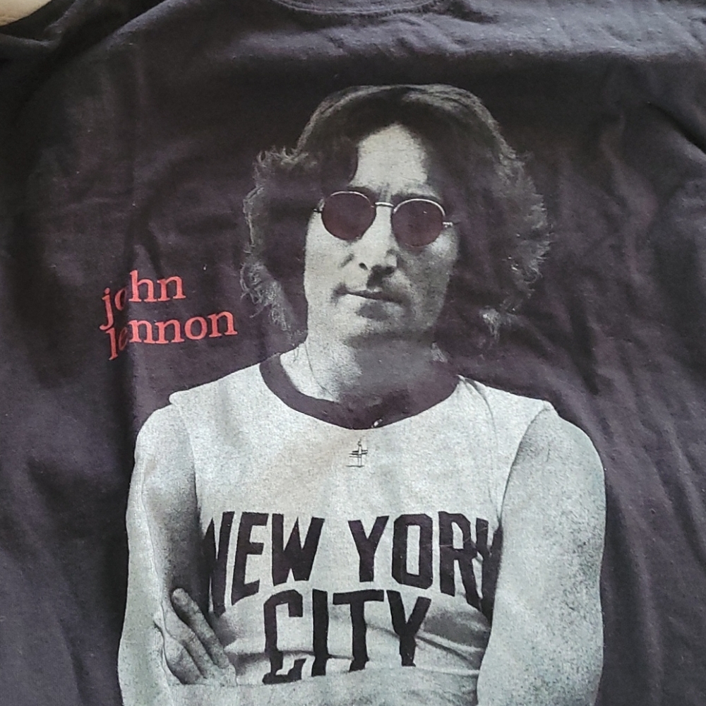 2010 John Lennon T-Shirt